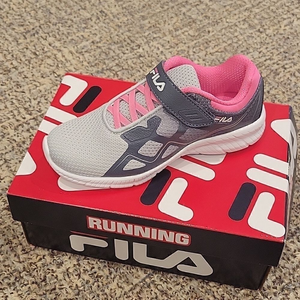 𝅺FILA Panorama 7 TN Strap,size 11 kids